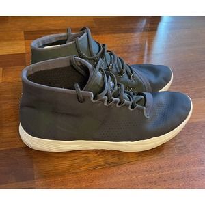 Women’s Under Armour Gray/Green Running shoes (I Will What I Want) Sz 8.5